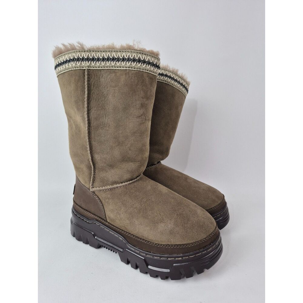 UGG Women's Hickory Grey Classic Tall TrailGazer Boots Size 7